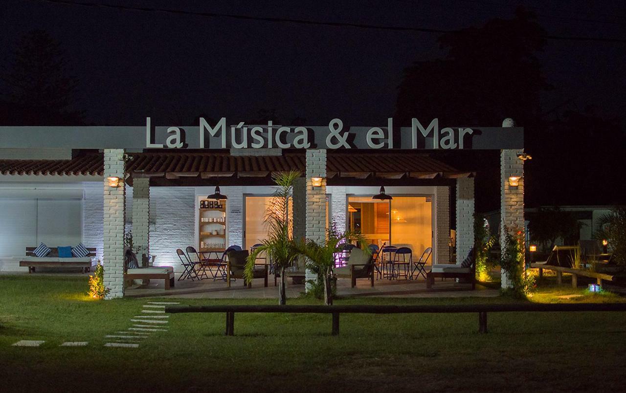 Aparthotel La Musica Y El Mar Maldonado Esterno foto